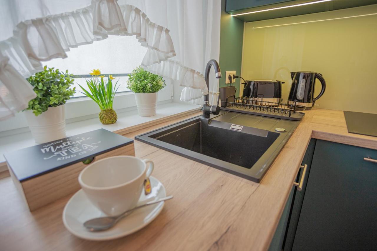 Viktoria Apartman Дьюла Экстерьер фото