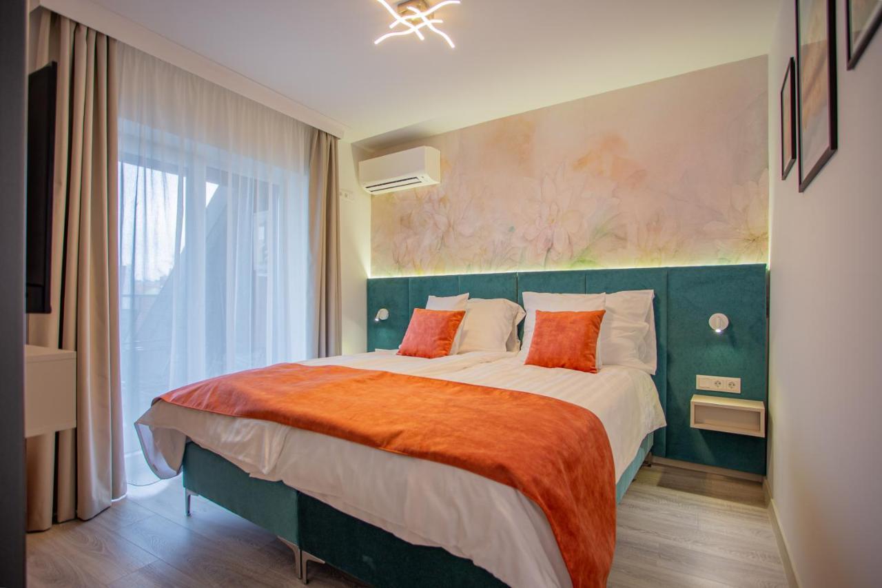 Viktoria Apartman Дьюла Экстерьер фото